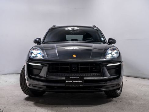 Used 2023 Porsche Macan AWD/4WD image 10