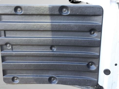 Used 2016 Chevrolet Express 2500 image 24