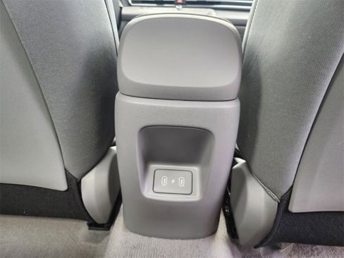 New 2025 Hyundai Elantra SEL image 19