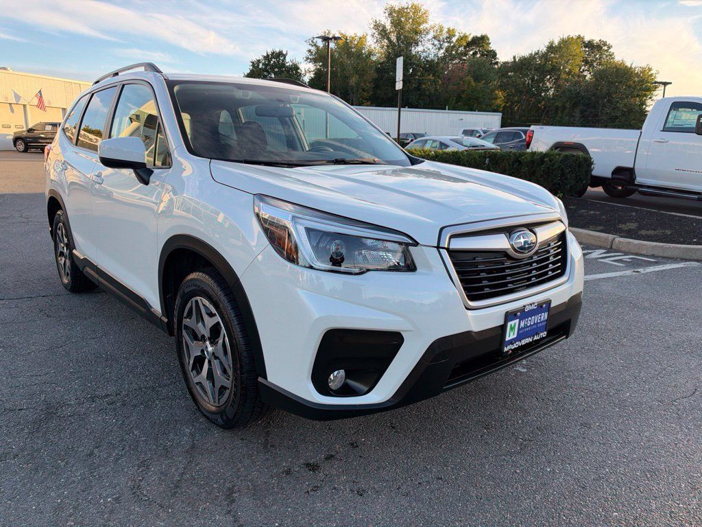 Used 2021 Subaru Forester Premium AWD/4WD image 9