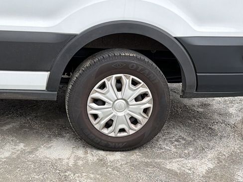 Used 2024 Ford Transit 350 XLT image 12