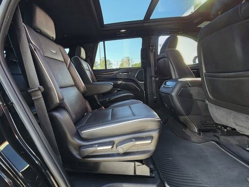 Used 2021 Cadillac Escalade Premium Luxury w/ Driver Assist Tech Package image 20