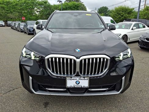 Used 2024 BMW X5 xDrive40i w/ Premium Package AWD/4WD image 2