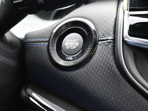 New 2026 Jeep Compass Latitude image 12