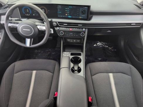 Used 2025 Hyundai Sonata SEL FWD image 25