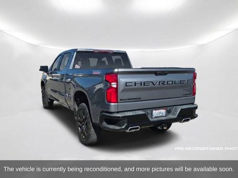 Used 2021 Chevrolet Silverado 1500 Custom Trail Boss w/ LPO, Dark Essentials Package AWD/4WD image 8