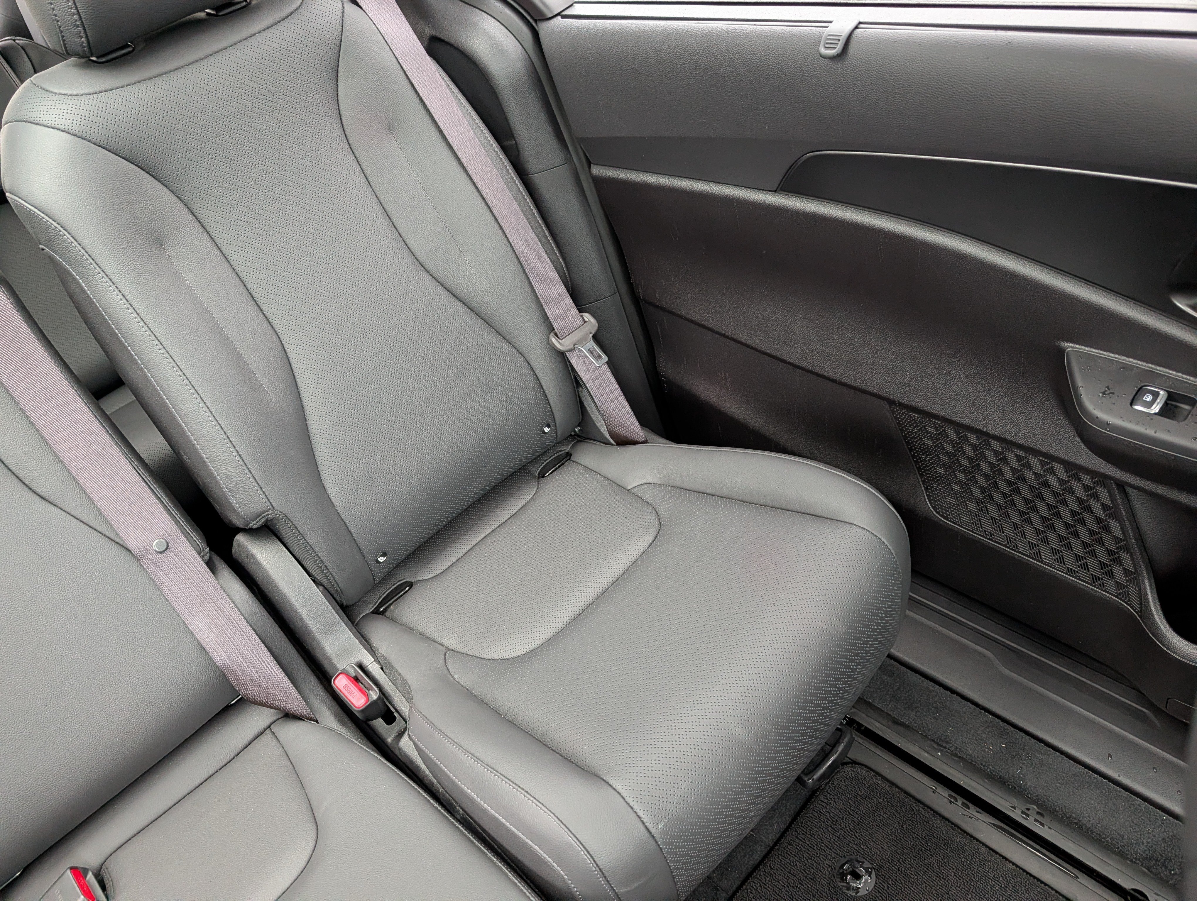 Certified 2025 Kia Carnival SX Prestige FWD image 14