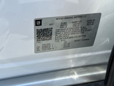 Used 2018 Buick Enclave Essence AWD/4WD image 36