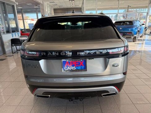 Used 2018 Land Rover Range Rover Velar R-Dynamic HSE image 4