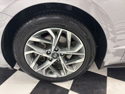 Used 2023 Hyundai Sonata SEL FWD image 5