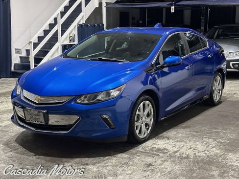 Used 2017 Chevrolet Volt Premier image 4