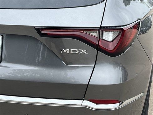 Used 2026 Acura MDX w/ Technology Package FWD image 7