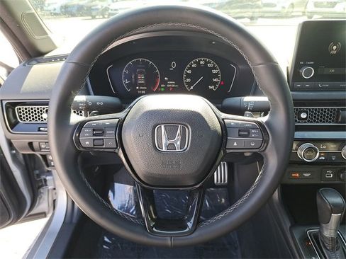 Used 2023 Honda Civic Sport image 25