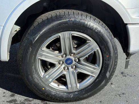 Used 2018 Ford F150 XLT w/ Equipment Group 302A Luxury image 27