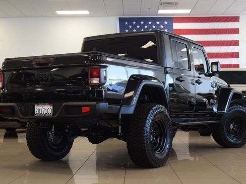 Used 2021 Jeep Gladiator Sport AWD/4WD image 6
