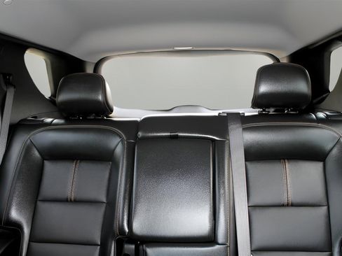 Used 2022 Chevrolet Equinox Premier image 35