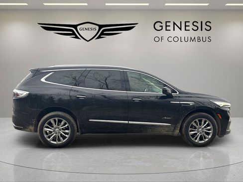 Used 2023 Buick Enclave Avenir image 6