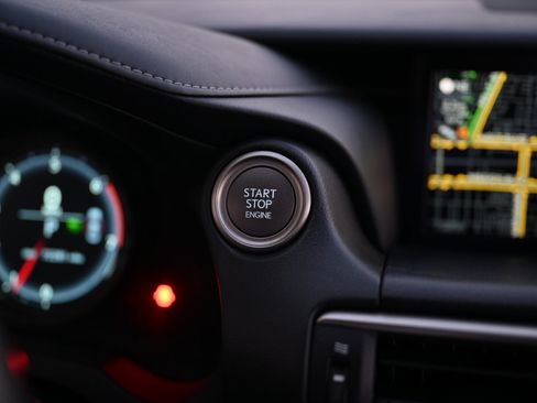 Used 2017 Lexus IS 200t IS Turbo RWD image 23