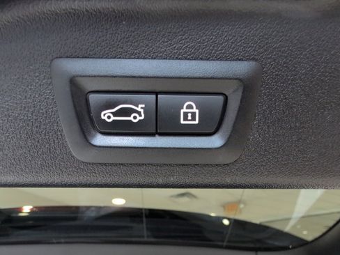 Used 2019 BMW X5 xDrive40i w/ Convenience Package image 42