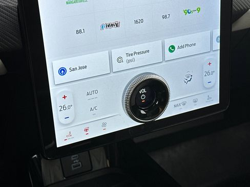 Used 2022 Ford Mustang Mach-E Premium image 21