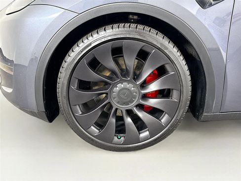 Used 2022 Tesla Model Y Performance AWD/4WD image 40