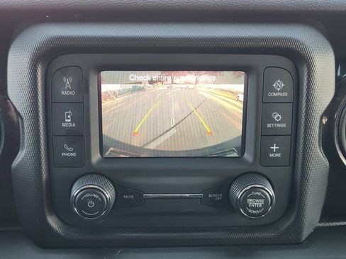 Used 2021 Jeep Wrangler Unlimited Sport image 17