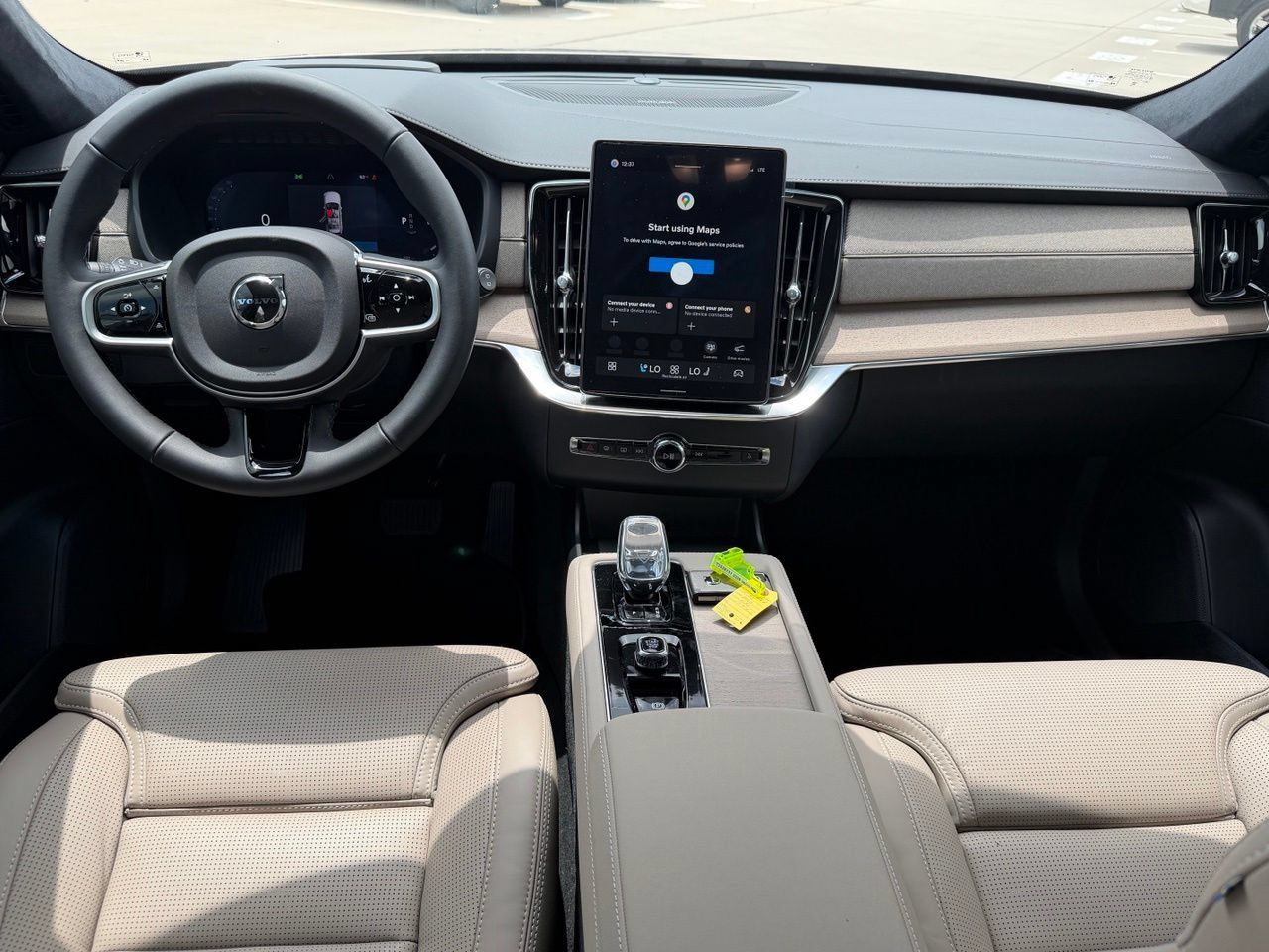 New 2026 Volvo XC90 B6 Ultra w/ Protection Package Premier AWD/4WD image 23