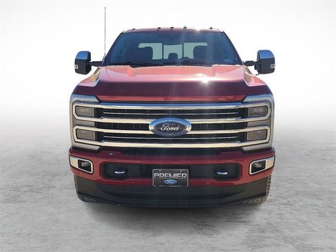 Used 2024 Ford F250 Limited image 3
