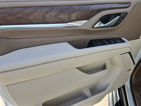 Used 2023 GMC Yukon XL Denali w/ Max Trailering Package image 22
