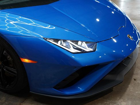 Used 2020 Lamborghini Huracan EVO RWD image 85