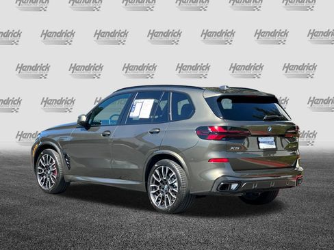 Used 2026 BMW X5 xDrive50e w/ M Sport Package image 7