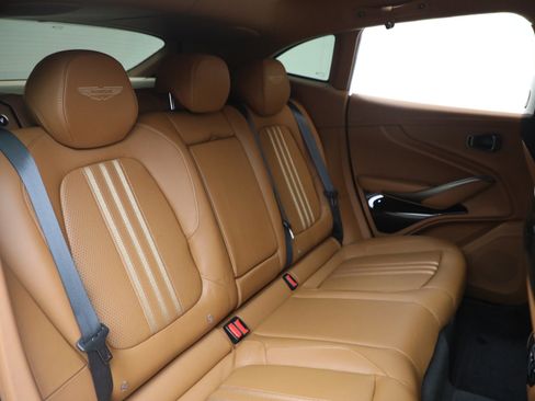 New 2026 Aston Martin DBX 707 image 25