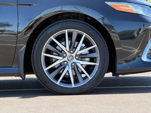 Used 2024 Toyota Camry XLE w/ Cold Weather Package image 10