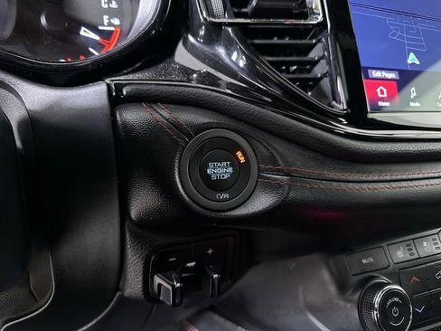 Used 2024 Dodge Durango GT RWD image 17