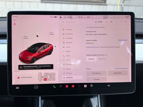 Used 2018 Tesla Model 3 Long Range image 52