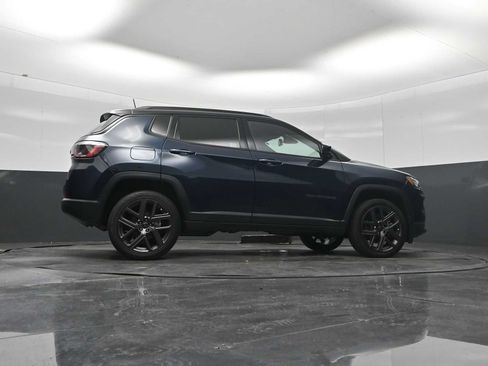Used 2026 Jeep Compass Limited AWD/4WD image 35