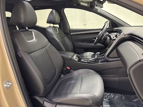 Used 2023 Hyundai Santa Cruz Limited image 32