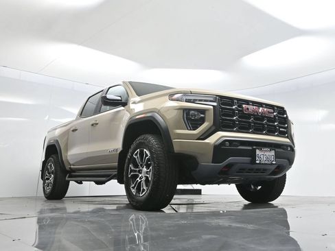 Used 2023 GMC Canyon AT4 w/ AT4 Premium Package AWD/4WD image 60