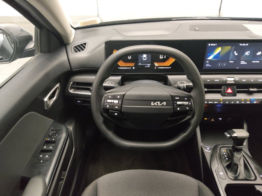 Used 2025 Kia K4 FWD image 22