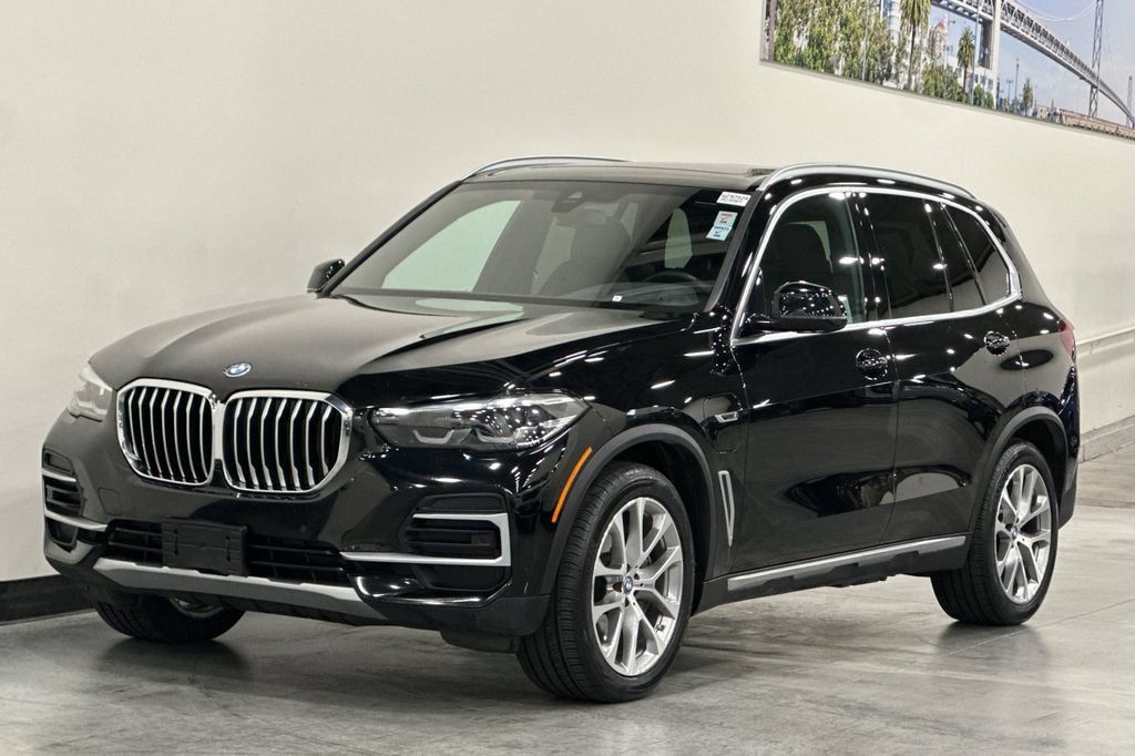 Used 2022 BMW X5 xDrive45e AWD/4WD image 8