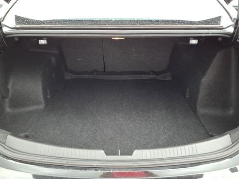 Used 2024 Chevrolet Malibu LT image 30