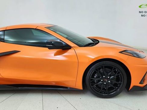 Used 2023 Chevrolet Corvette Stingray Preferred Cpe w/ Z51 Performance Package RWD image 7