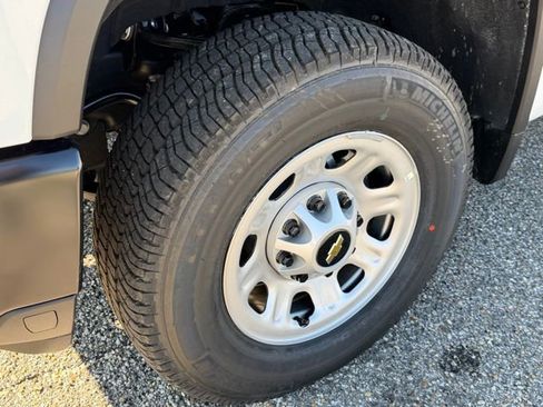 New 2026 Chevrolet Silverado 2500 W/T w/ WT Convenience Package image 9