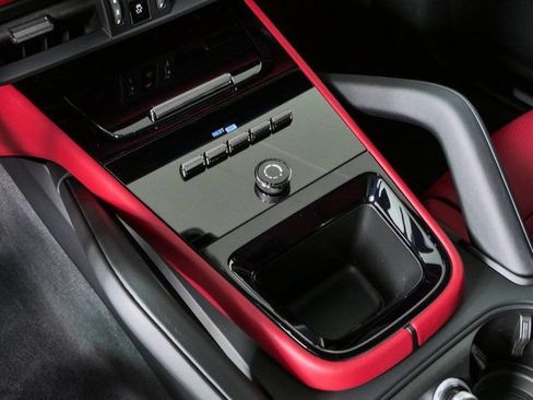 New 2026 Porsche Cayenne Coupe AWD/4WD image 19