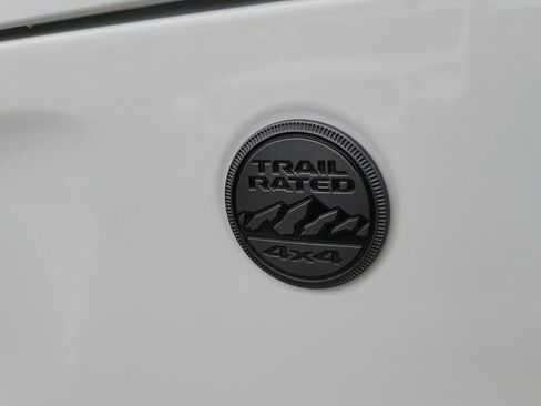 Used 2024 Jeep Wrangler Unlimited Sport AWD/4WD image 9