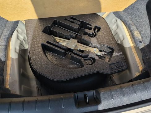 Used 2014 Honda Accord Sport image 40