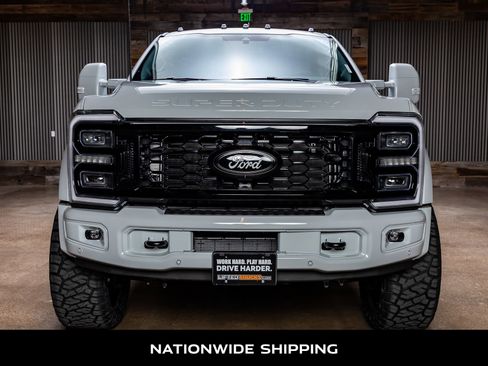 Used 2026 Ford F450 Platinum w/ FX4 Off-Road Package image 4