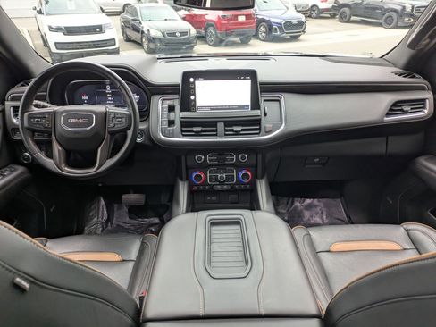 Used 2022 GMC Yukon AT4 image 28
