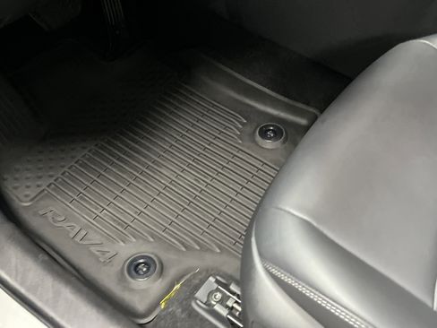 Used 2025 Toyota RAV4 XLE Premium AWD/4WD image 17