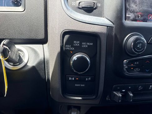Used 2018 RAM 2500 Power Wagon AWD/4WD image 27